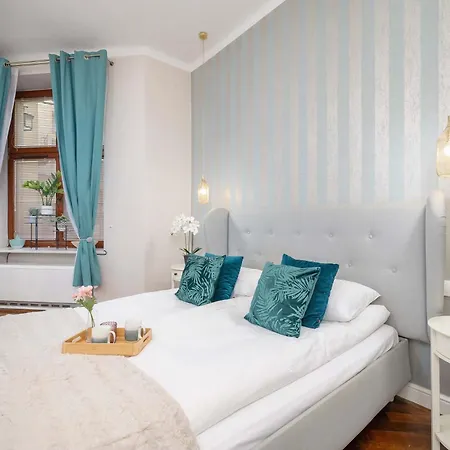 Charming With Air-conditioned Close To Kazimierz District By Renters Apartman Krakkó